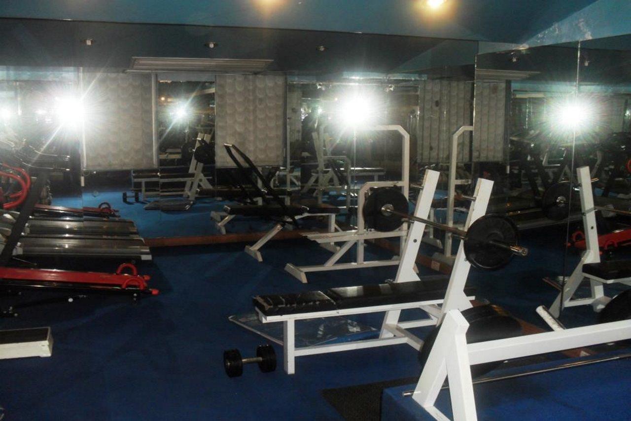 Hotel Crown Plaza לאהור מראה חיצוני תמונה